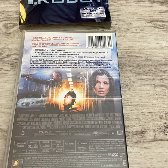 I, Robot DVD Movie 2004 1h 55m Will Smith, Bridget Moynahan Sci-Fi, Action PG-13 - Picture 4 of 6